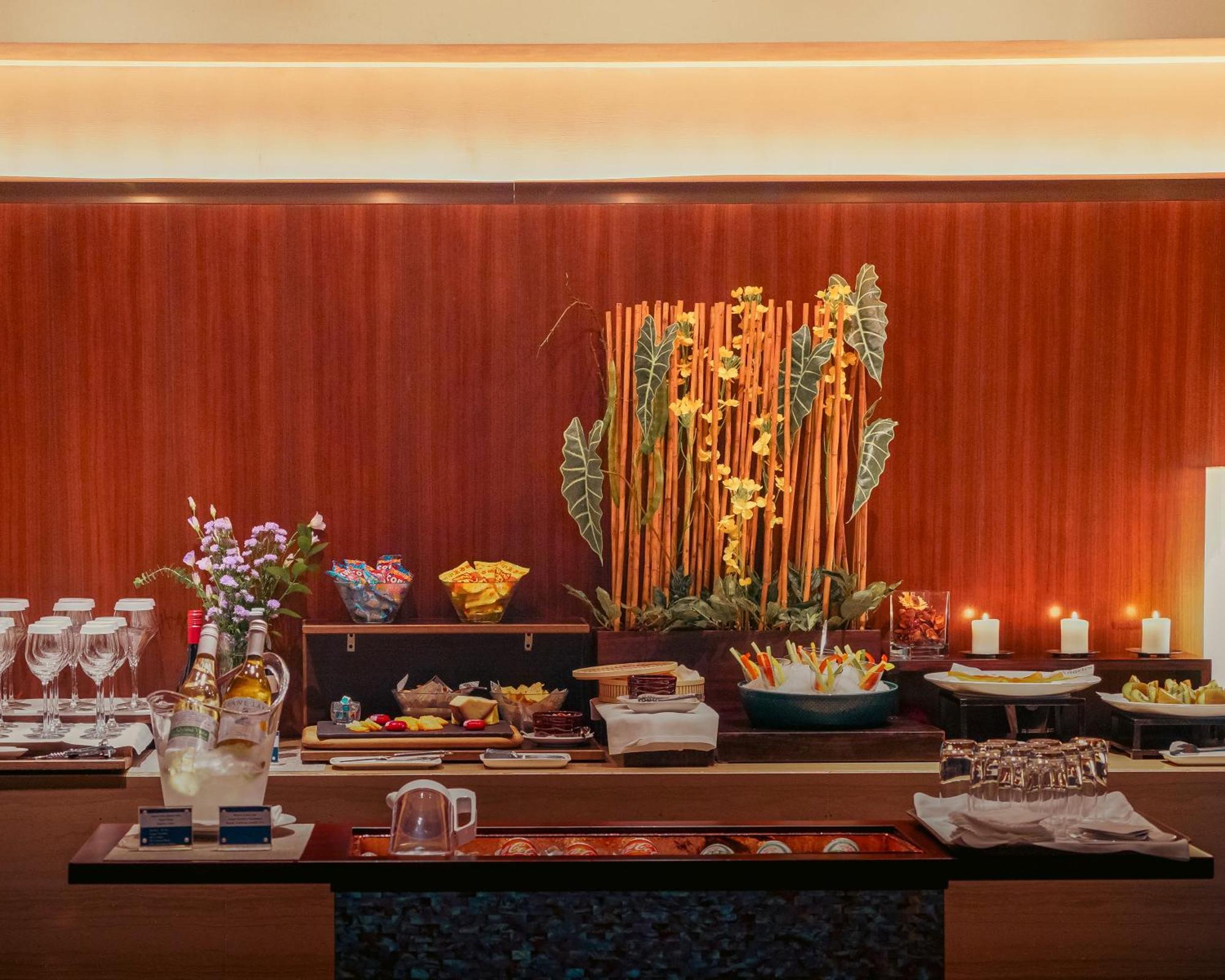 Les Suites Taipei Ching Cheng Екстер'єр фото